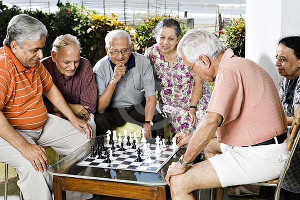 The Benefits of Art & Music Therapy for Seniors